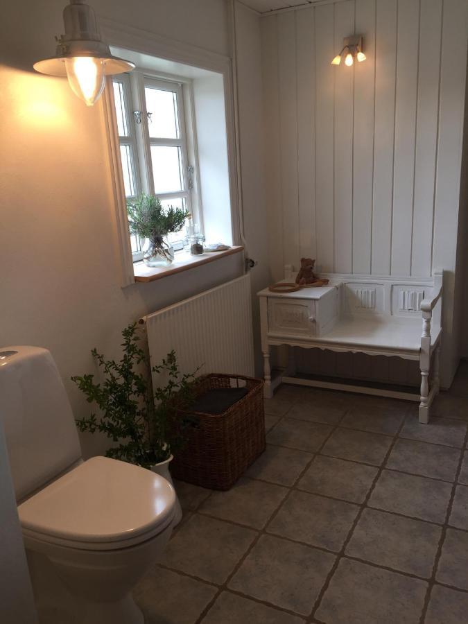 Bed and Breakfast Aasesminde Faaborg Esterno foto